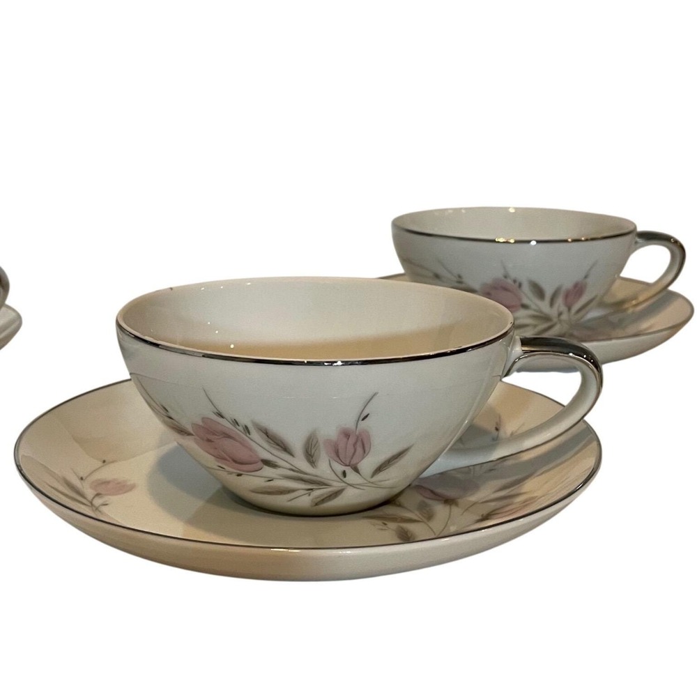 Mikasa Fine China My Love Set of 4 Cups and Saucers Pink Floral Cottagecore